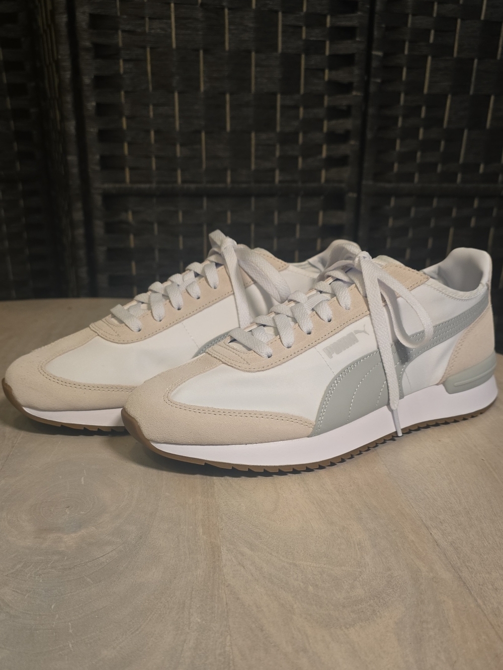 NIB PUMA R78 Wind Nylon Retro Sneakers - White/Light Gray, 10